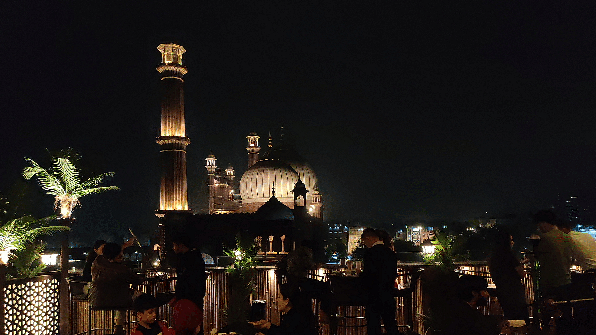 Gumbad Cafe