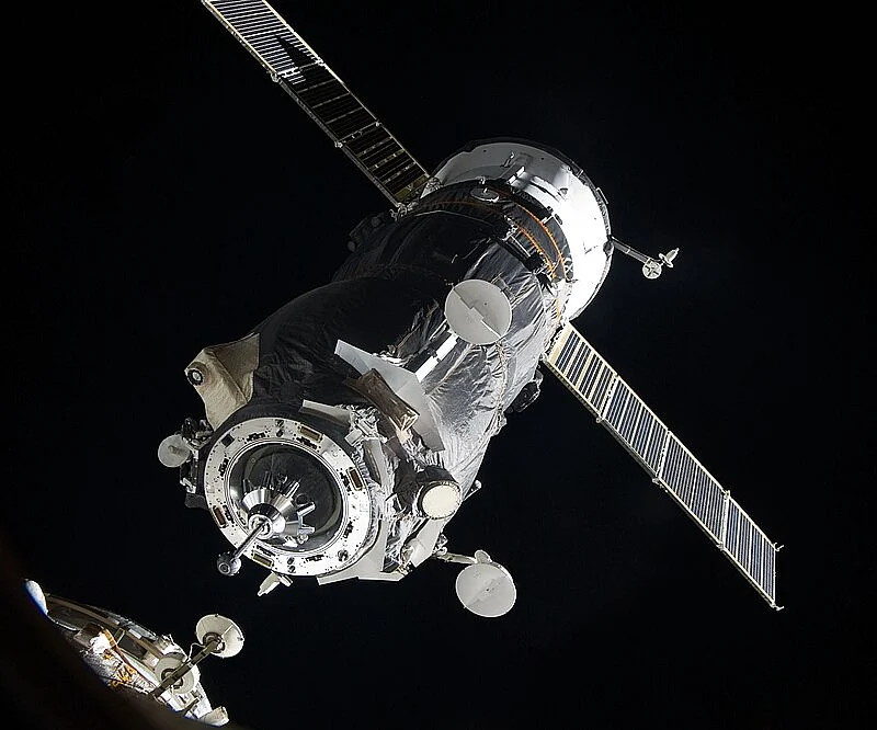 Progress M 05M docking