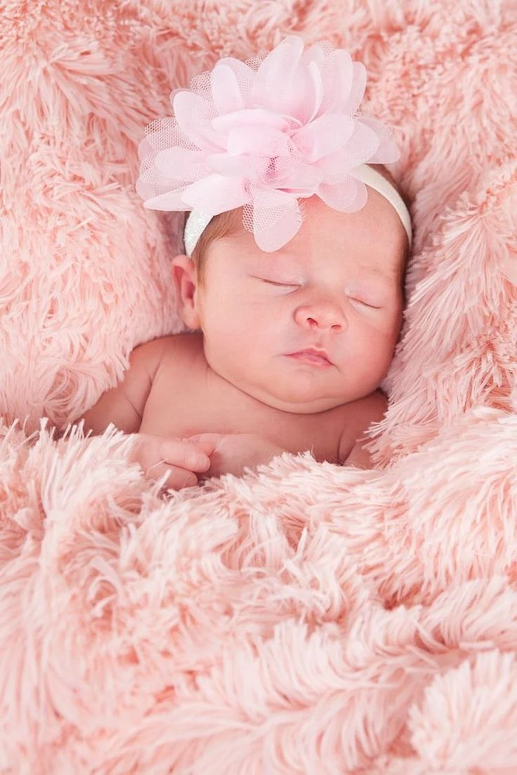 new born girl 1