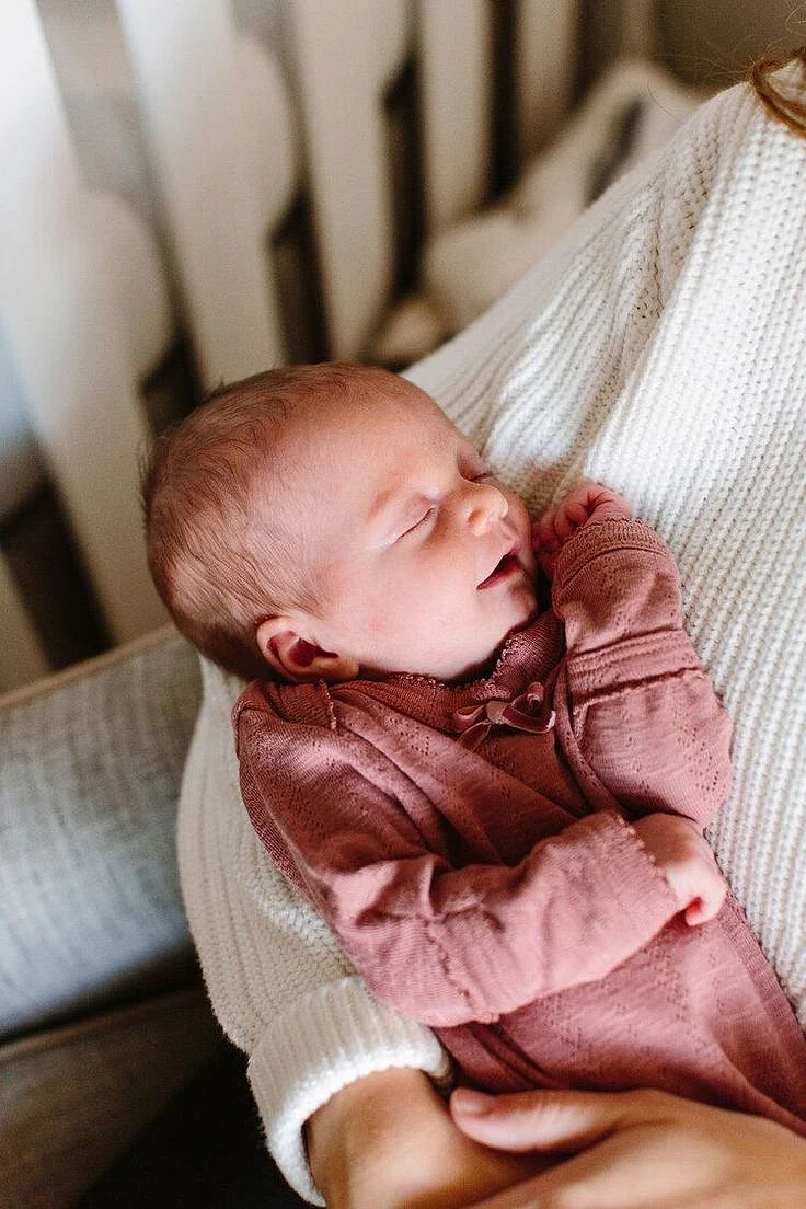 new born girl 4