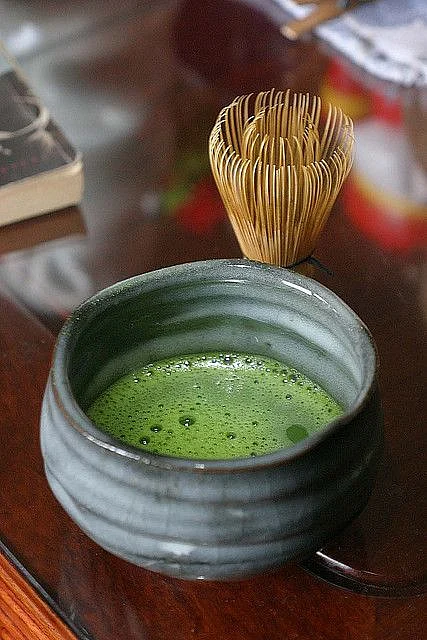 celadon chawan