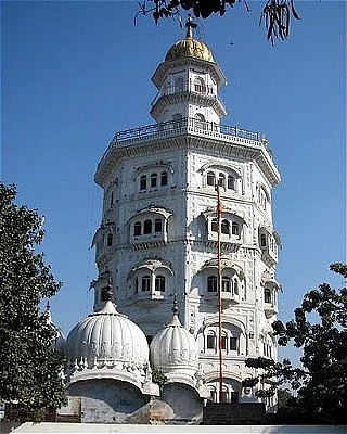 Gurdwara Baba Atal Amritsar