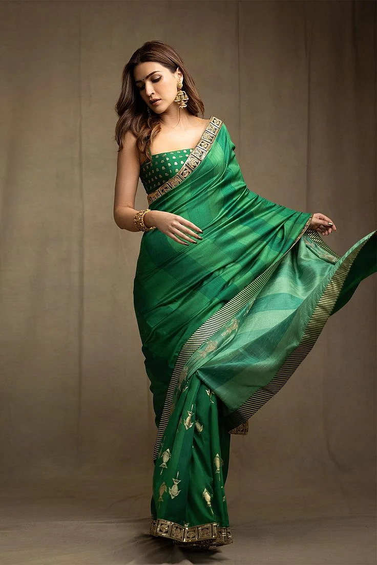 actress green saree