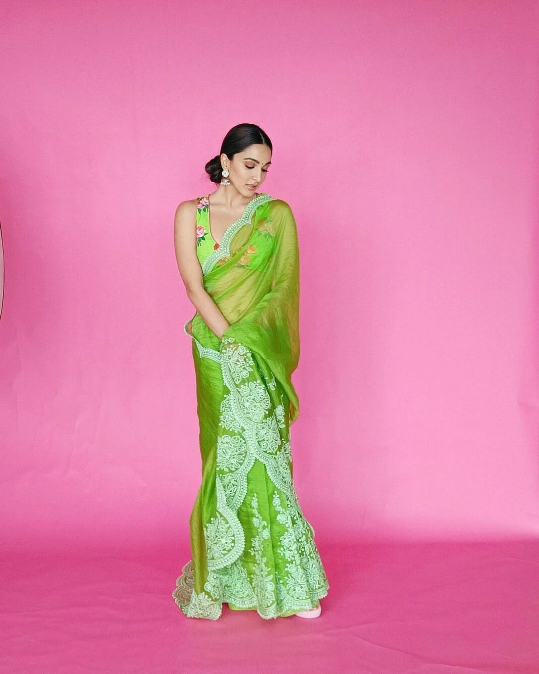 kiara advani in green colour organza saree