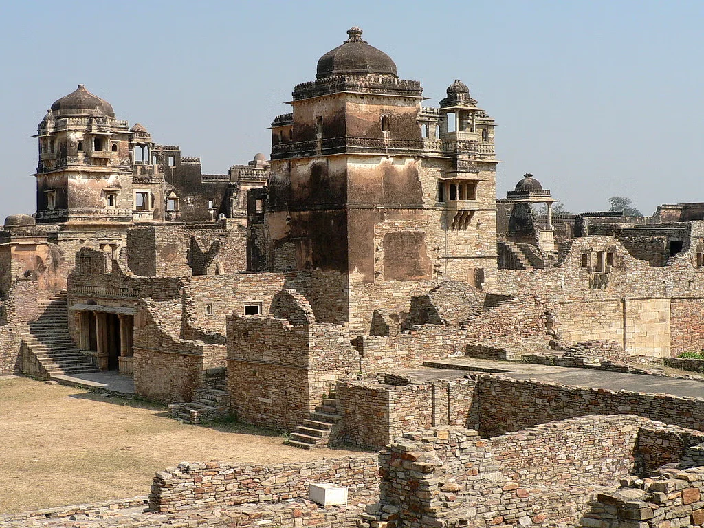 e9xjuz0y90cm7gx5yvdkyrhut3bfrana kumbha palace chittorgarh fort