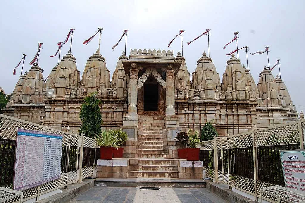 1024px JainmandirChittorgarh20180420205508