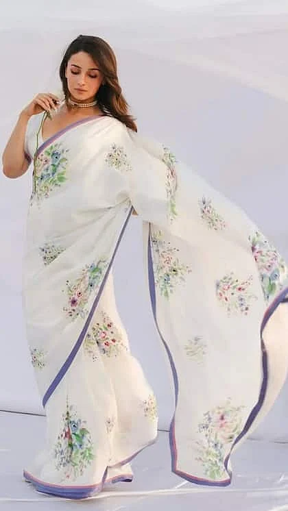 Alia Bhatt White Saree 3
