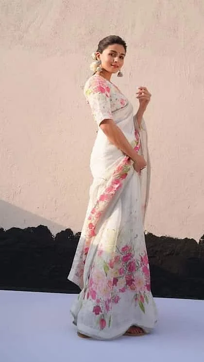 Alia Bhatt White Saree 5