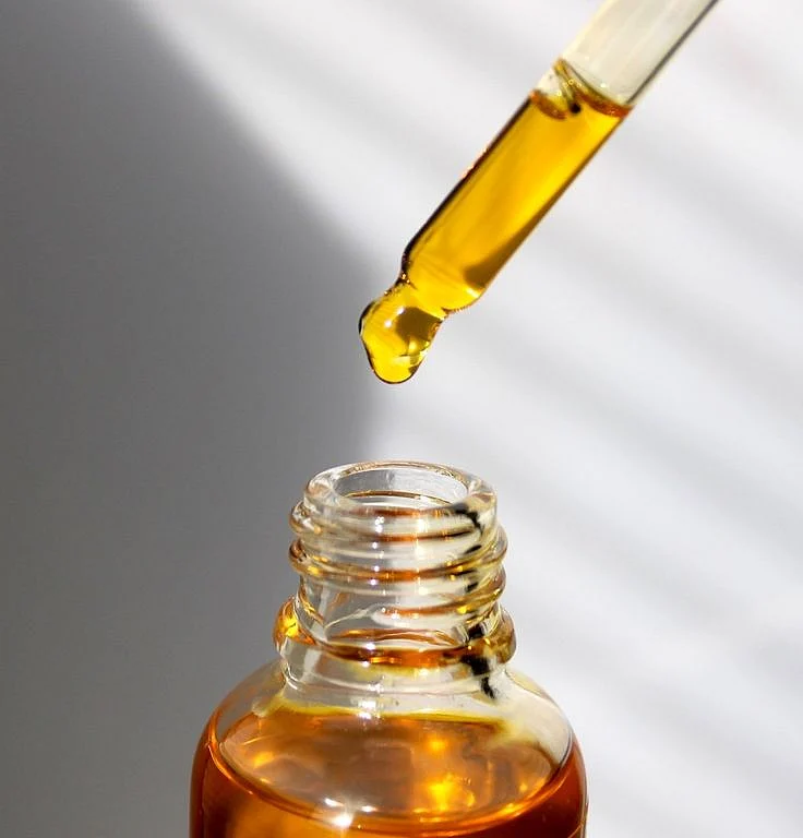5 Benefits of Rosehip Oil in Skincare — Liplove