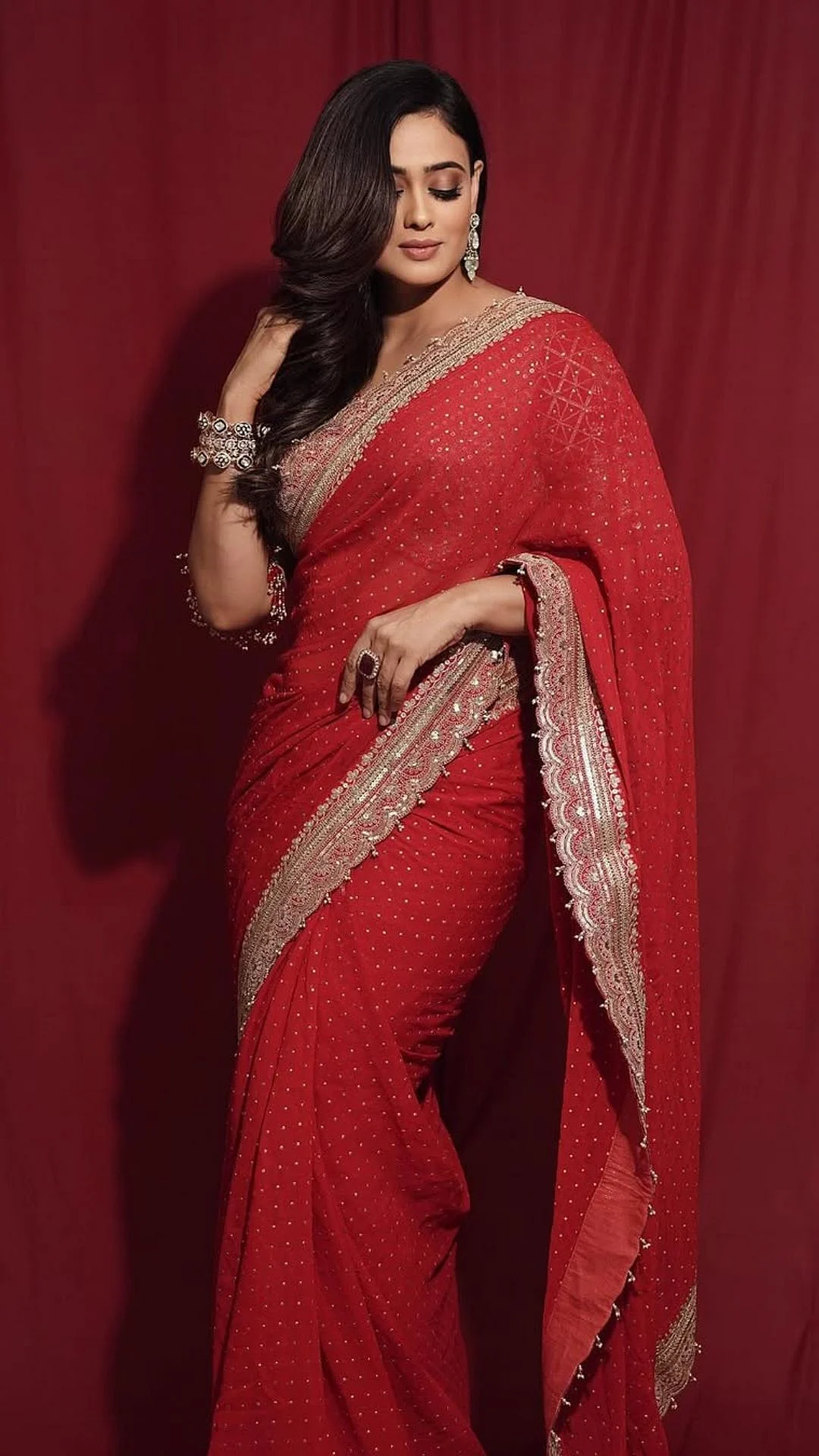 Shweta Tiwari Saree Looks 4