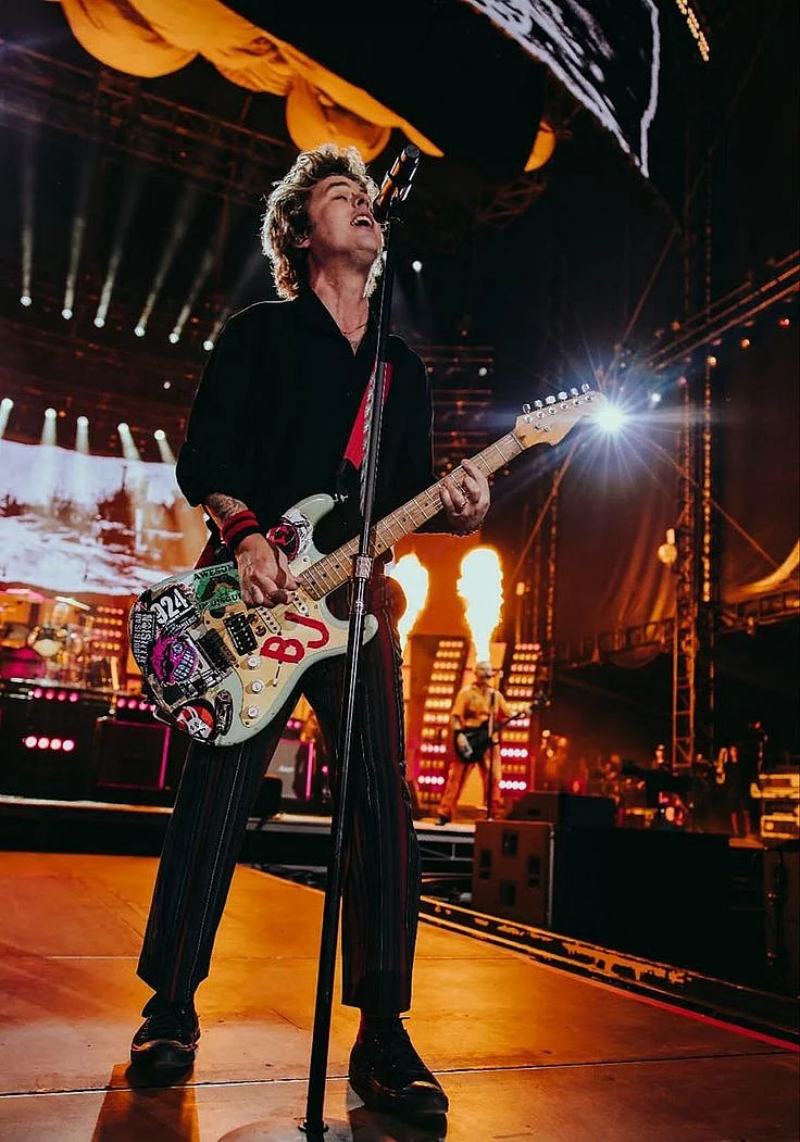 Photos and setlist from Green Days show in Milwaukee last night