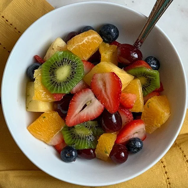 This Easy Fruit Salad Is Naturally Sweet and Refreshing