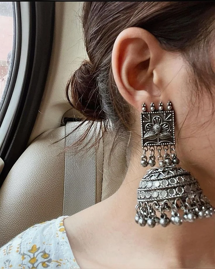 Traditional is chic ❤️