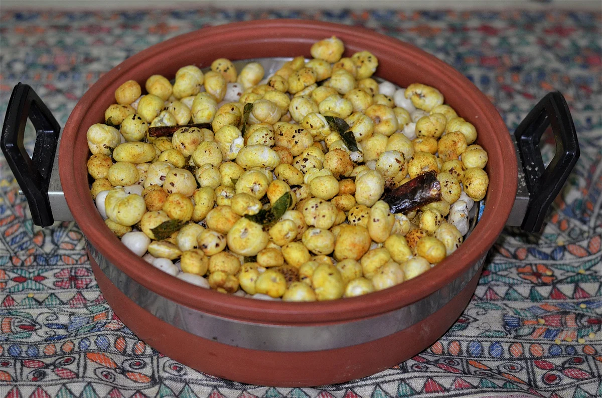 roasted makhana