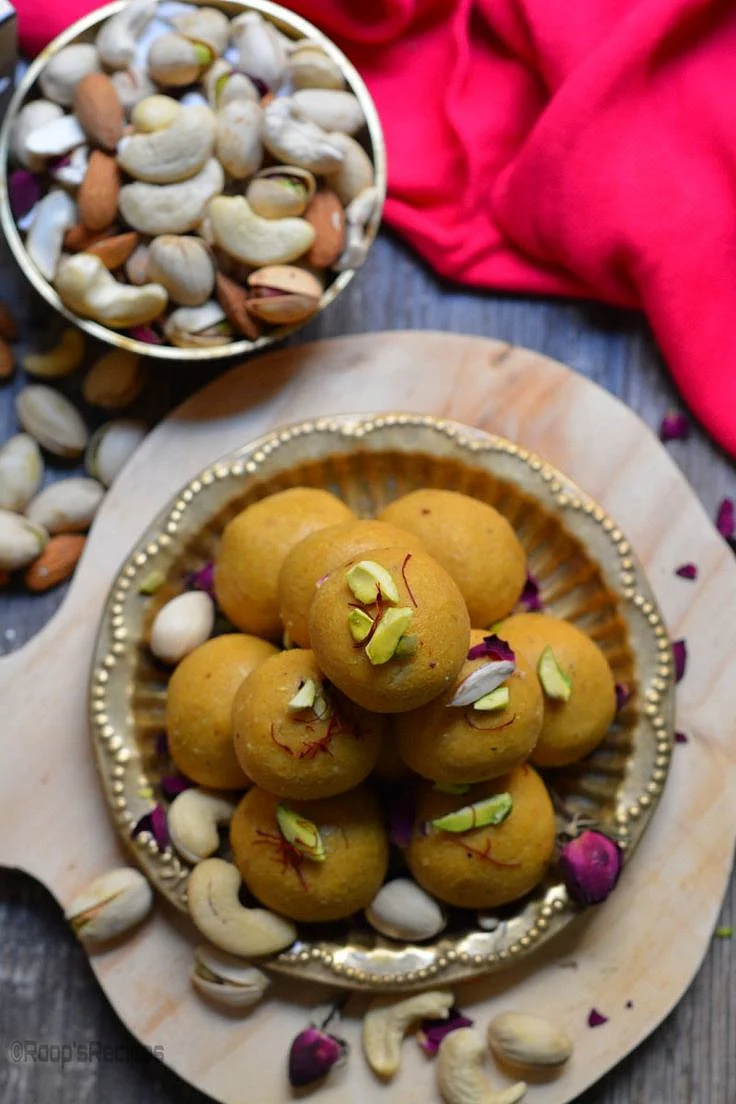 Besan Laddu