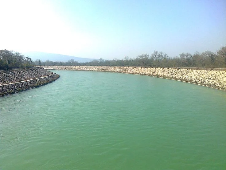 Chilla dam over the one of stream of The River…