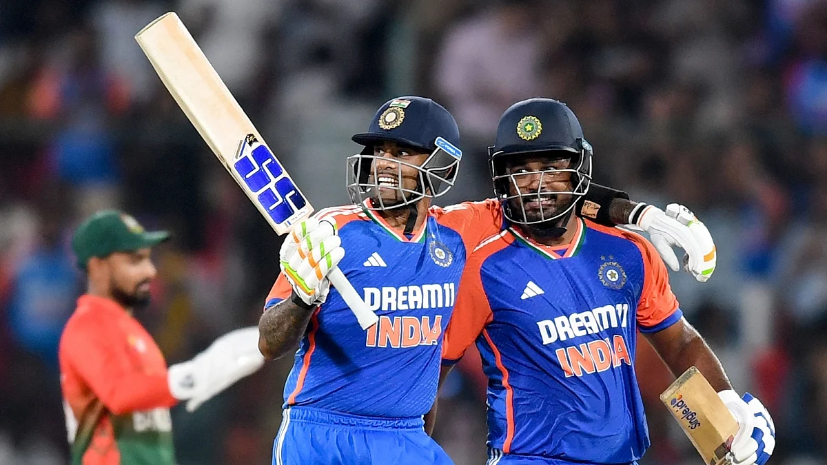 Suryakumar Yadav with Sanju Samson de