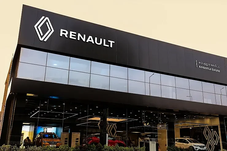 Renaults new R dealership.jpg