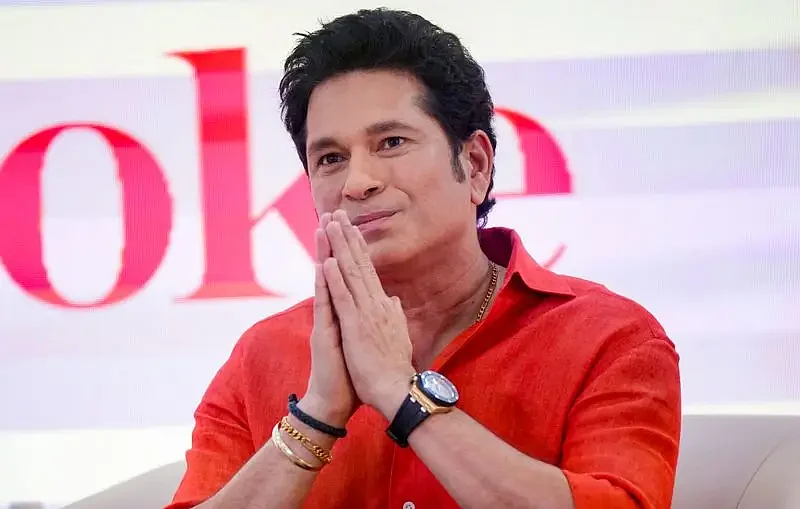 sachin tendulkar with prestigious honorary cricket membership d99cb2ab dc39 41d5 b325 01bcf3c42313