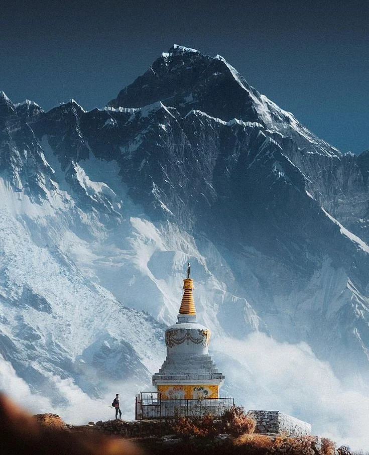 Everest Lhotse Photo © ► blacksail