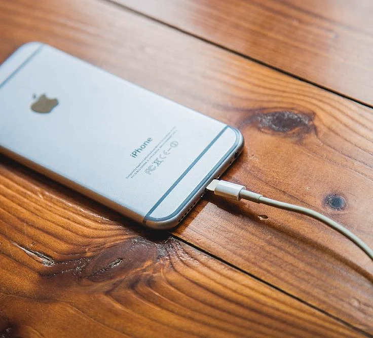 charging phone 1