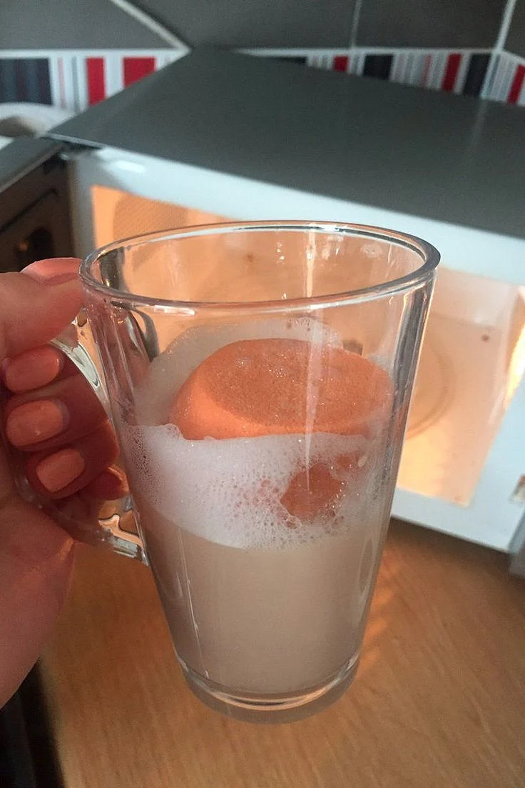 This Genius Beauty Blender Cleaning Hack Only Takes 1 Minute