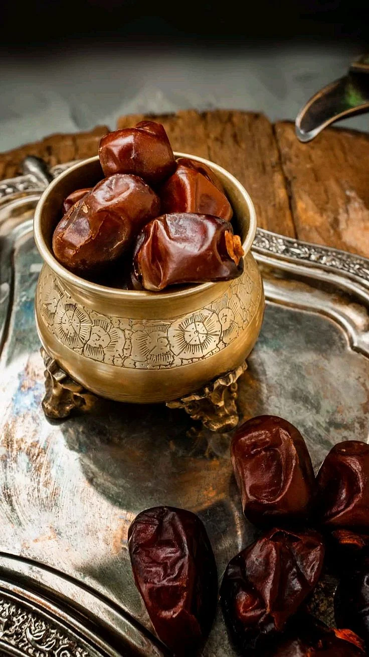 dates 4