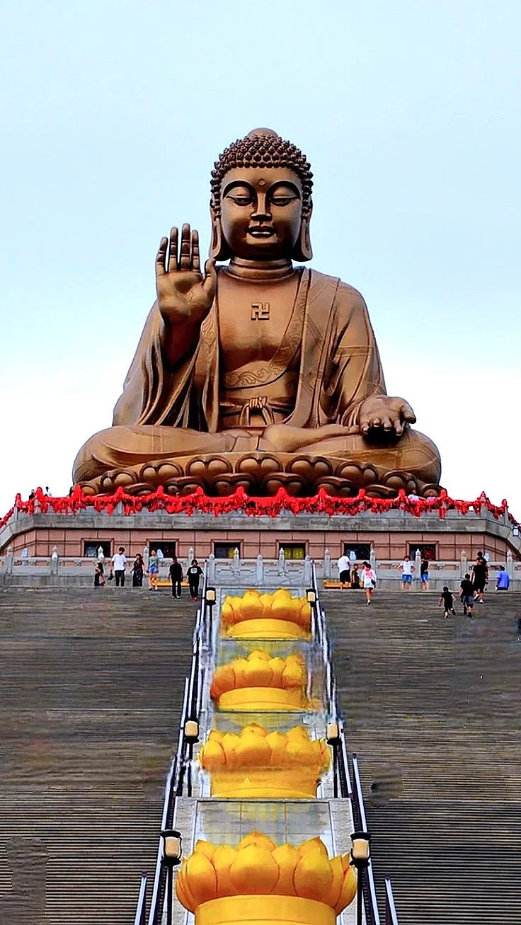 gautama buddha 8