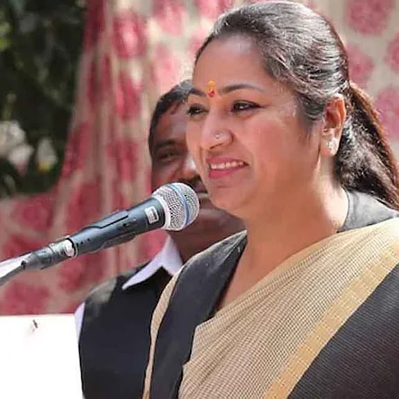 Rekha Gupta 10