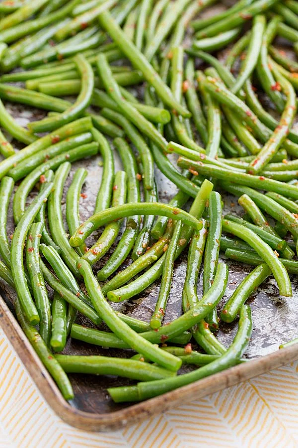 Chili Garlic Green Beans Recipe from Oh My Veggies