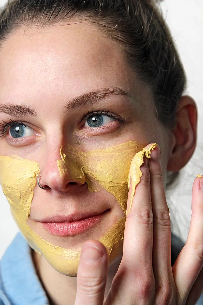 besan for skin 2