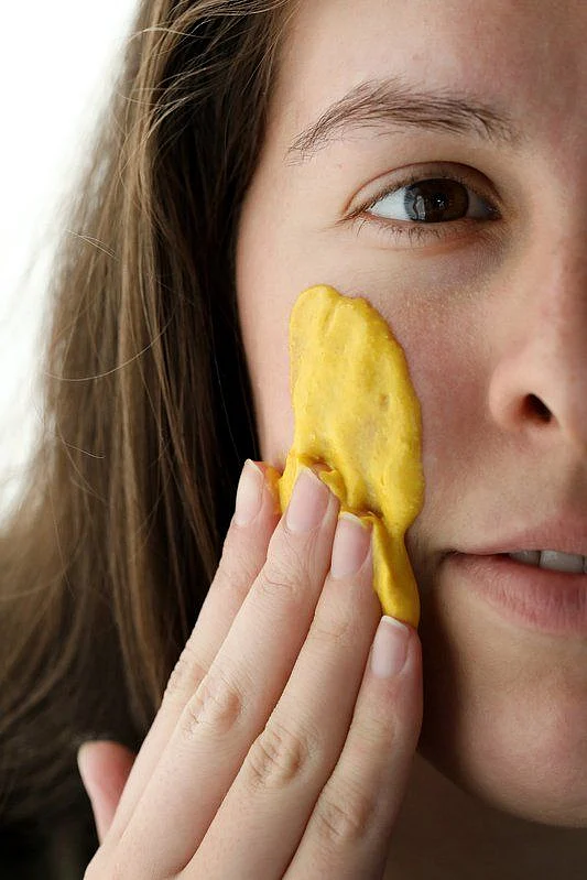 Gram flour honey and lemon