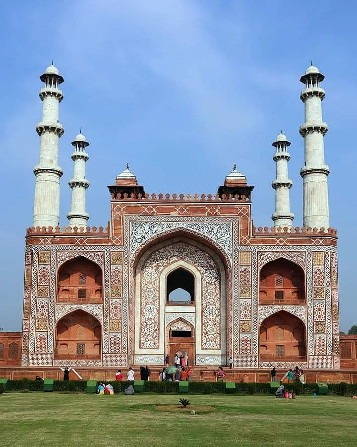 Akbar s tomb