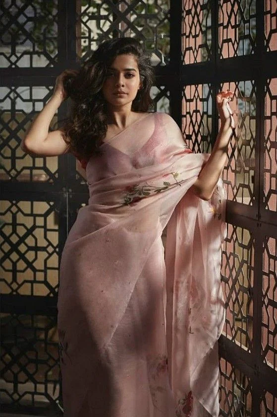 mithila palkar 9