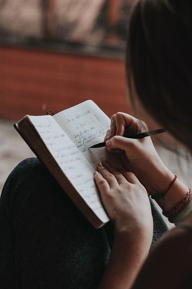 10 Habits Of People With Work Life Balance The Gentle Album