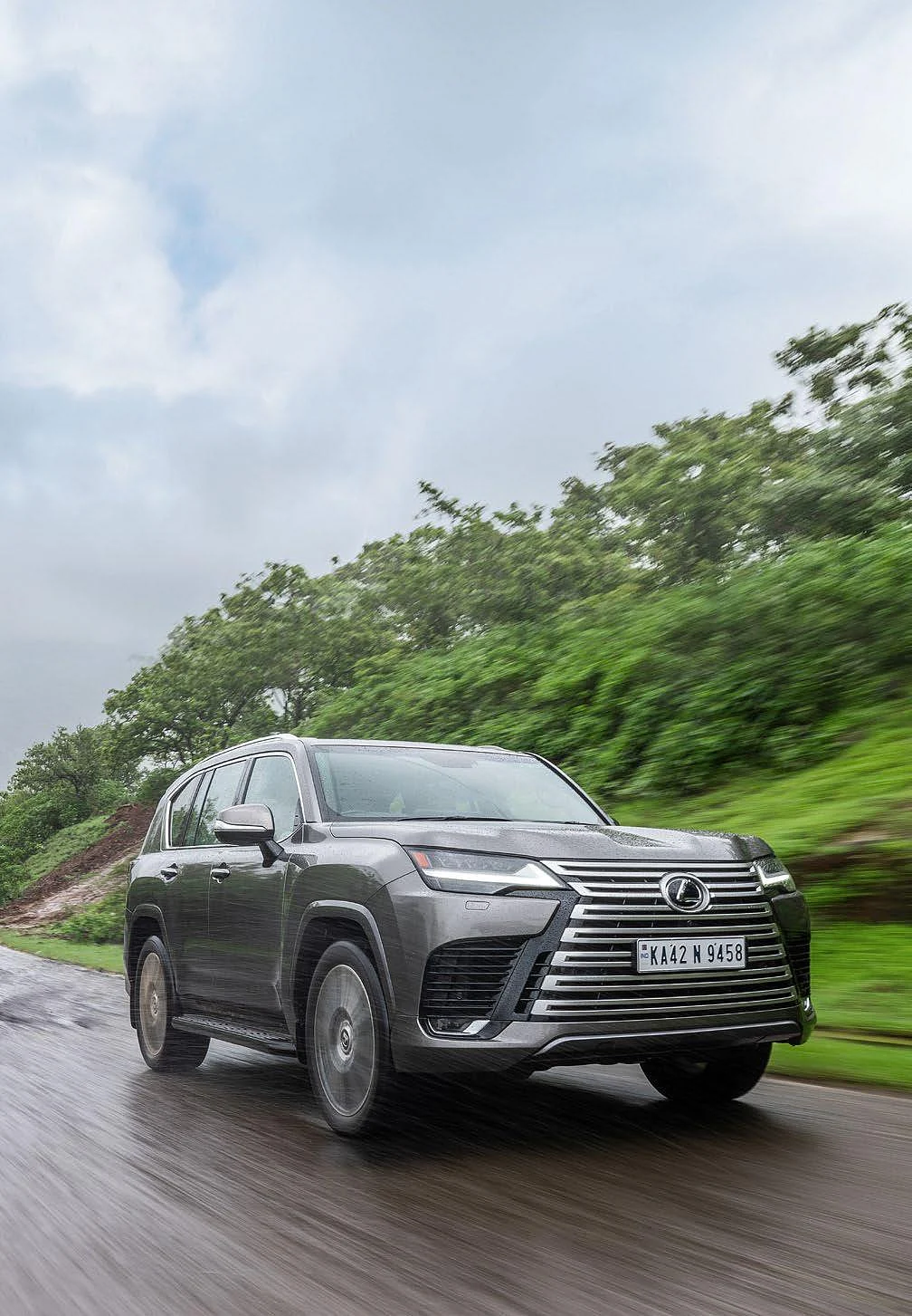 LEXUS LX 500D