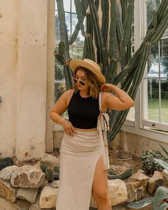 22 Simple Summer Outfits with Tank Tops
