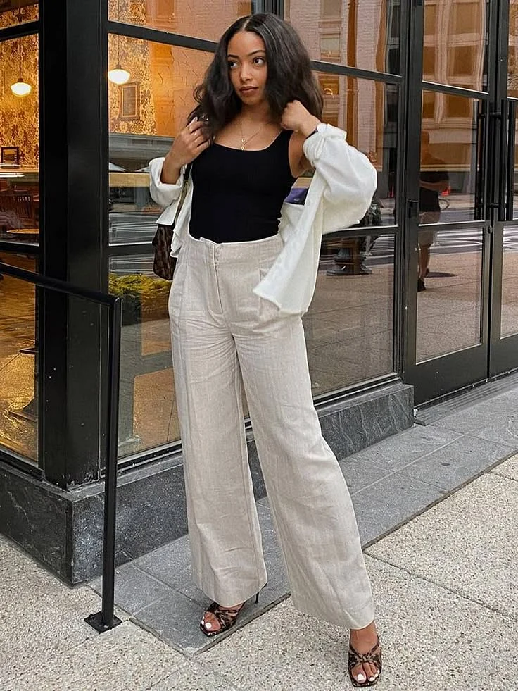 8 Trendy Outfits Anyone Who Owns a Tank Top Can Pull Off