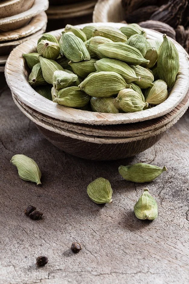 cardamom2