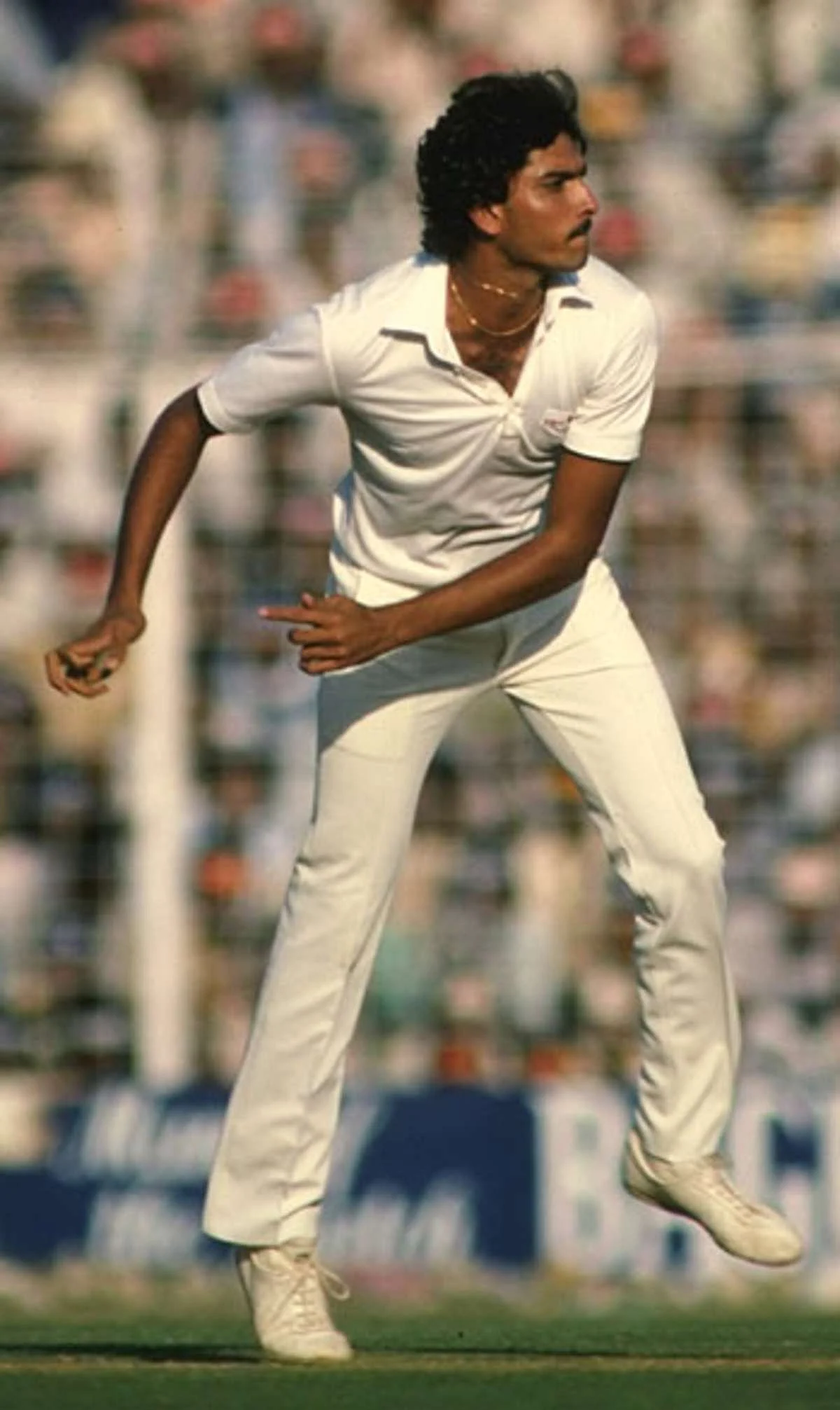 Ravi Shastri bowling