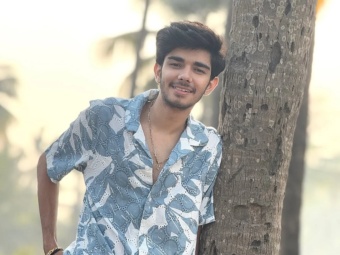 Ishq Hai Yeh Ishq Hai VarunBuddhadev Actor Bollywood 1