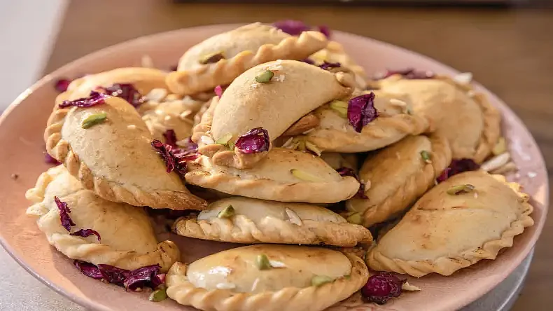Gujiya