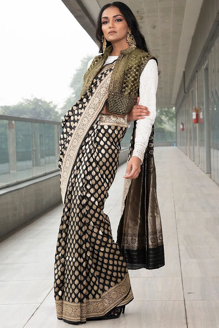 Black White Embroidered Saree Set by Neha Tarun