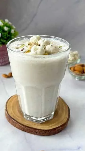 milk with Makhana.1