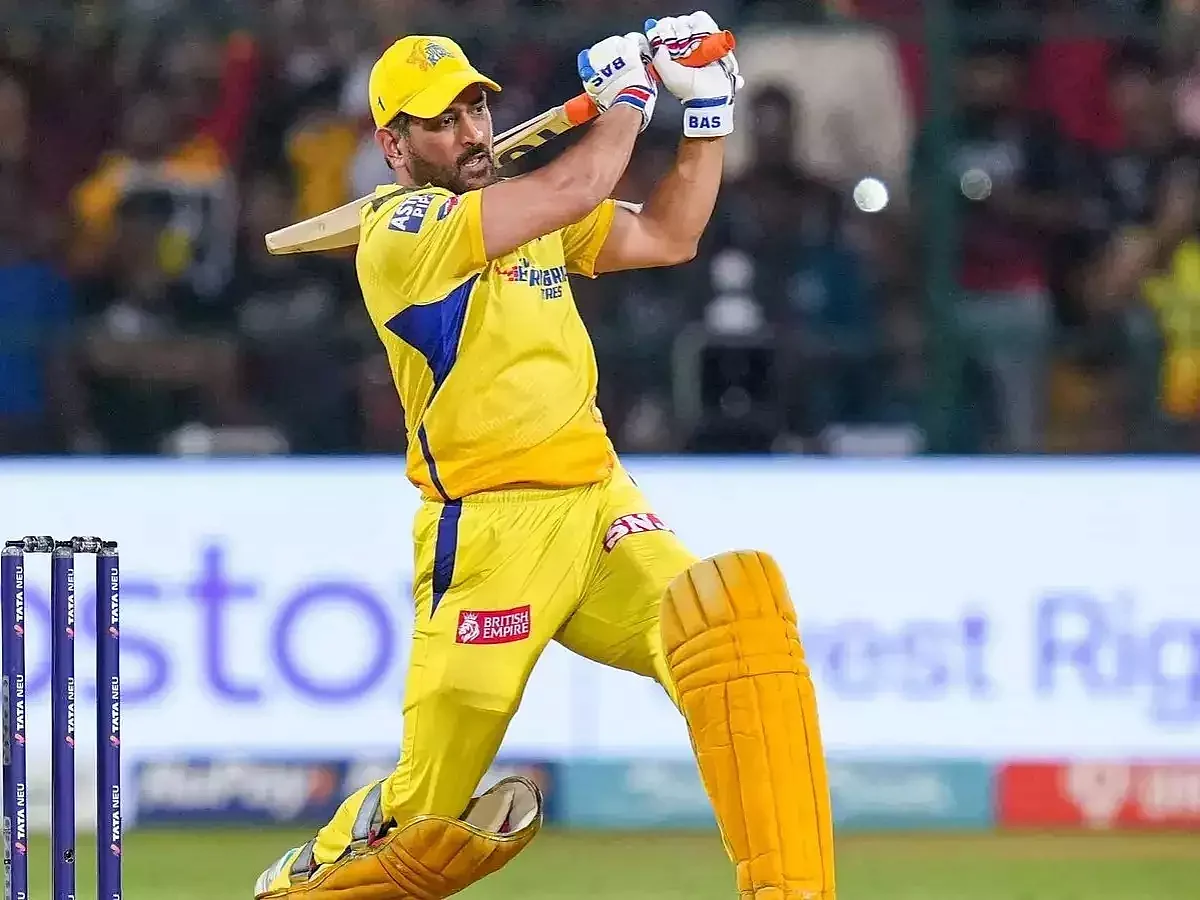 MS Dhoni 90