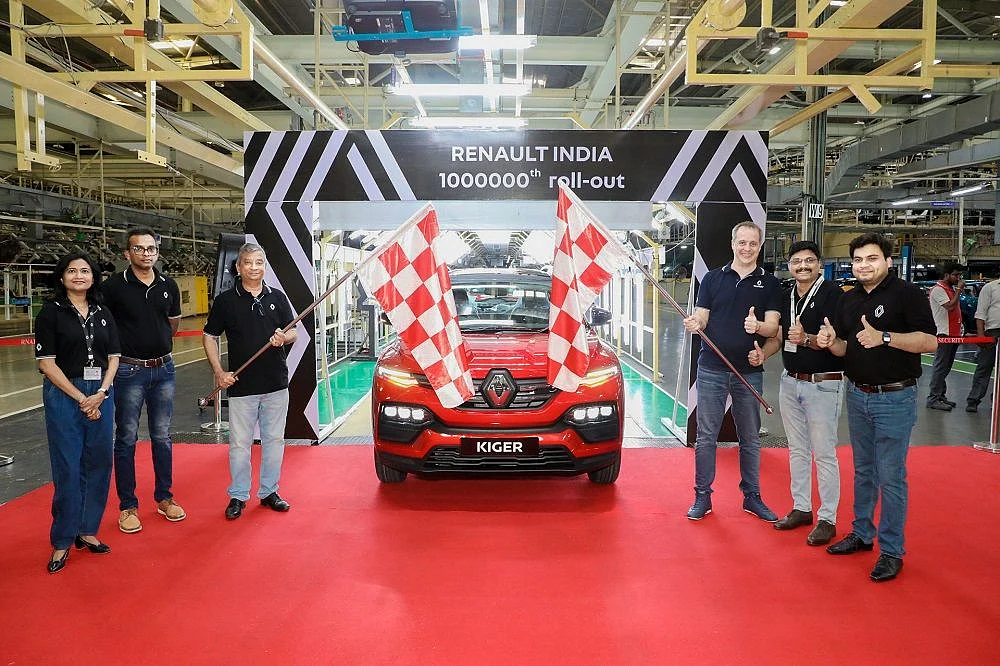 Renaultmillionthproductionrollout2b0206e0700