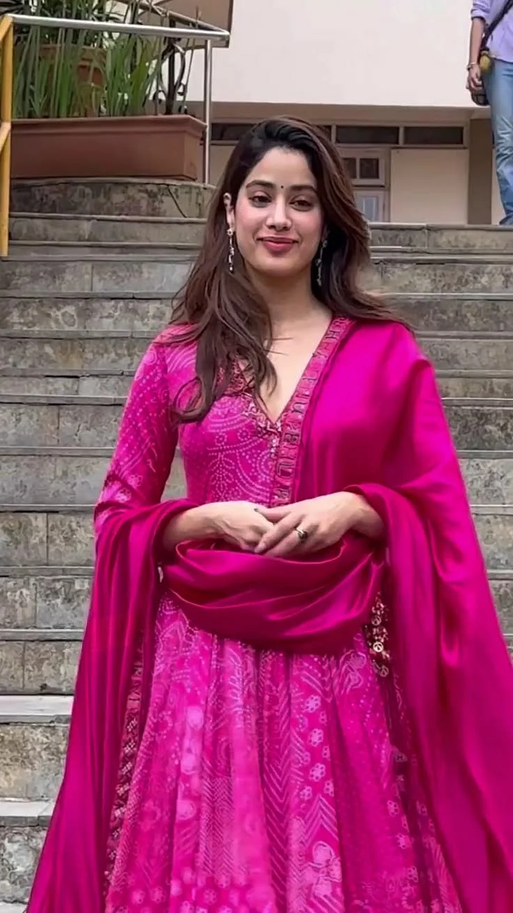 Janhvi Kapoor 4