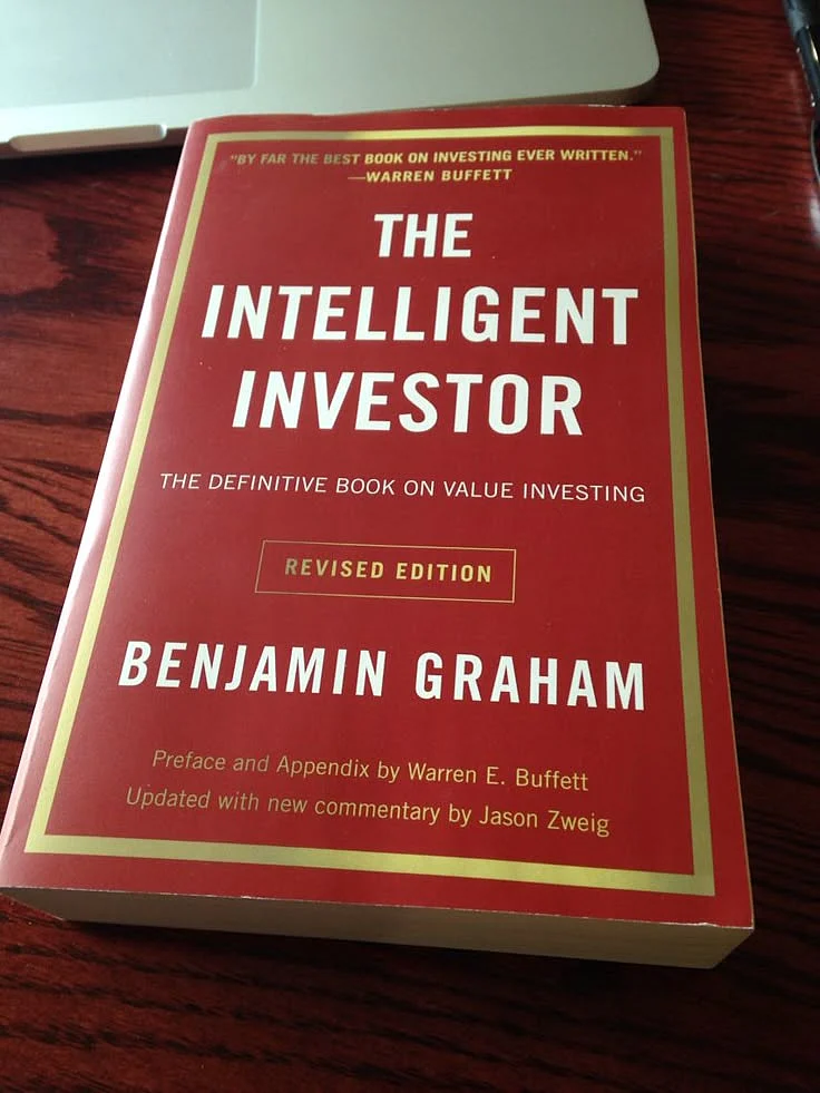 The intelligent investor by Benjamin graham
