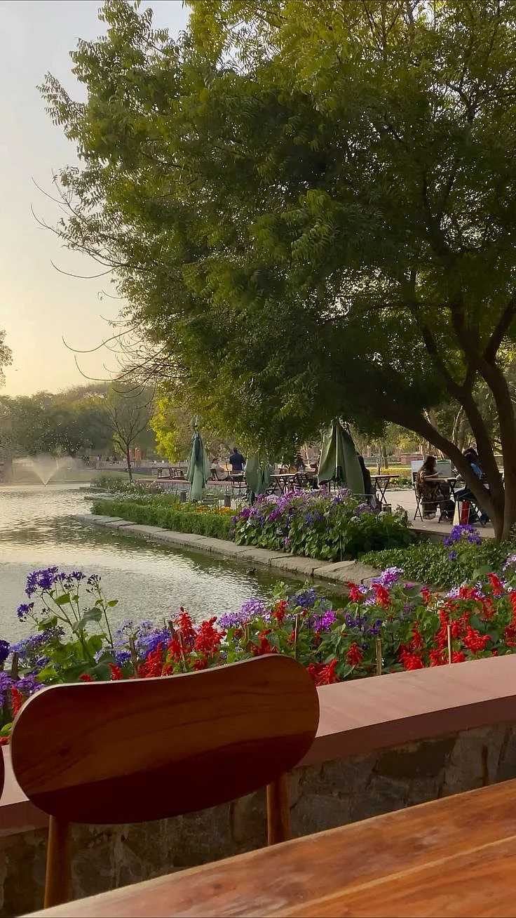 fab cafe by the lake sundar nursery