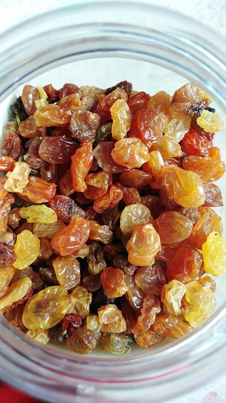 raisin water 2